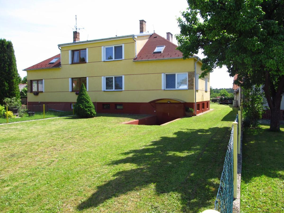 Holiday Home U Capu Lomnice nad Luznici Exterior photo